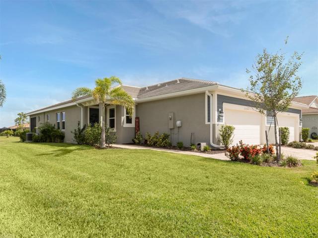 Perfectly situated for ultimate privacy!