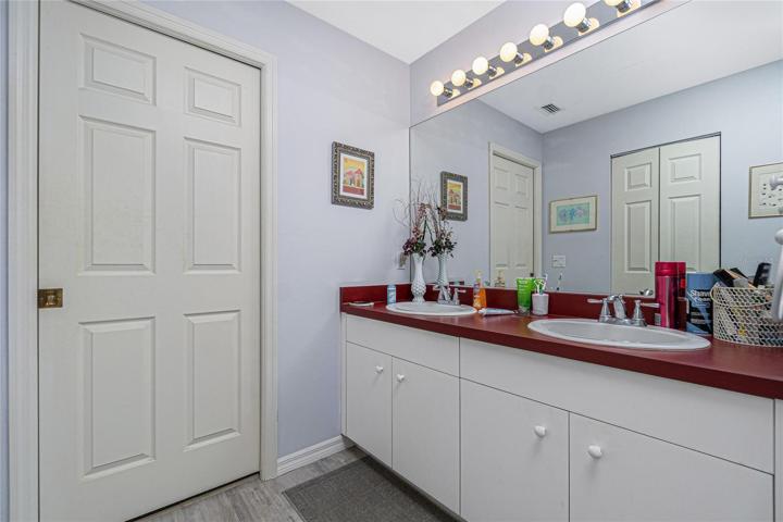 Double sinks