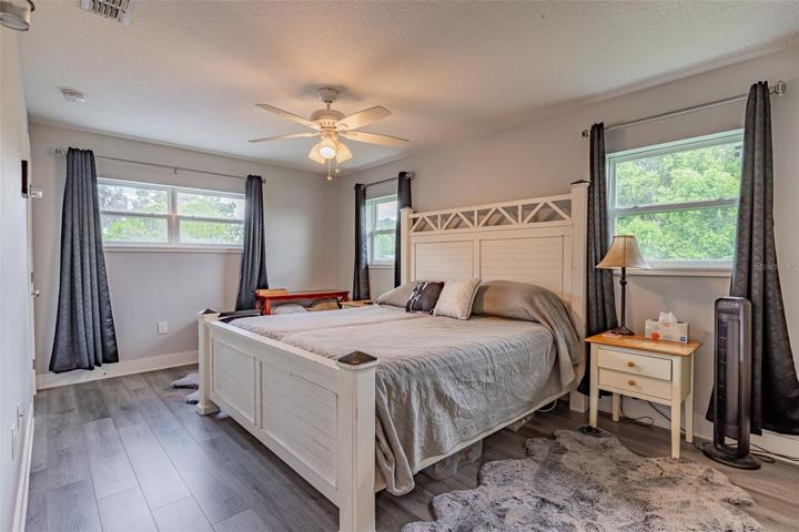 Upstairs primary bedroom