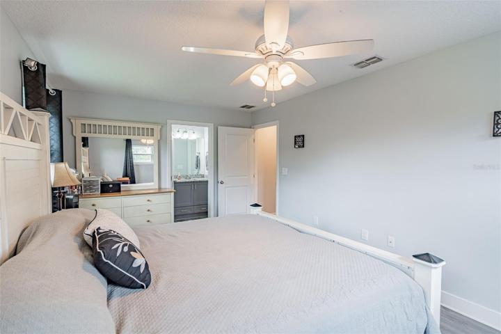 Primary bedroom 1