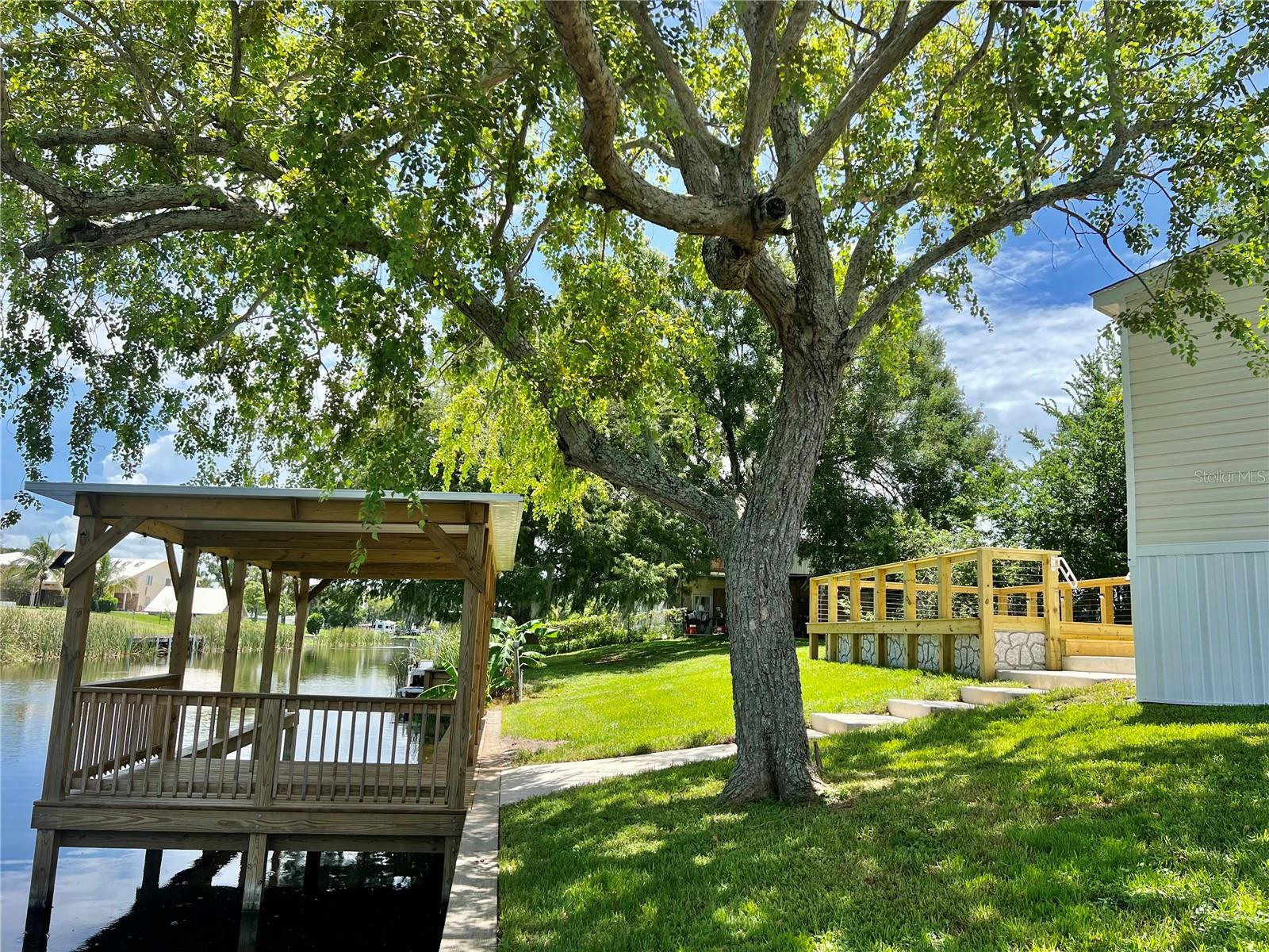 Shade by the water...a piece of heaven