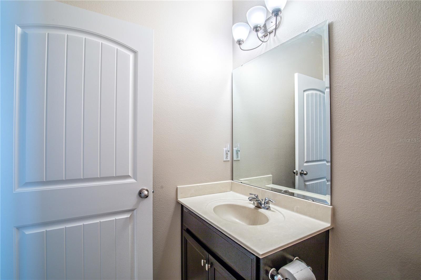 Downstairs full bath