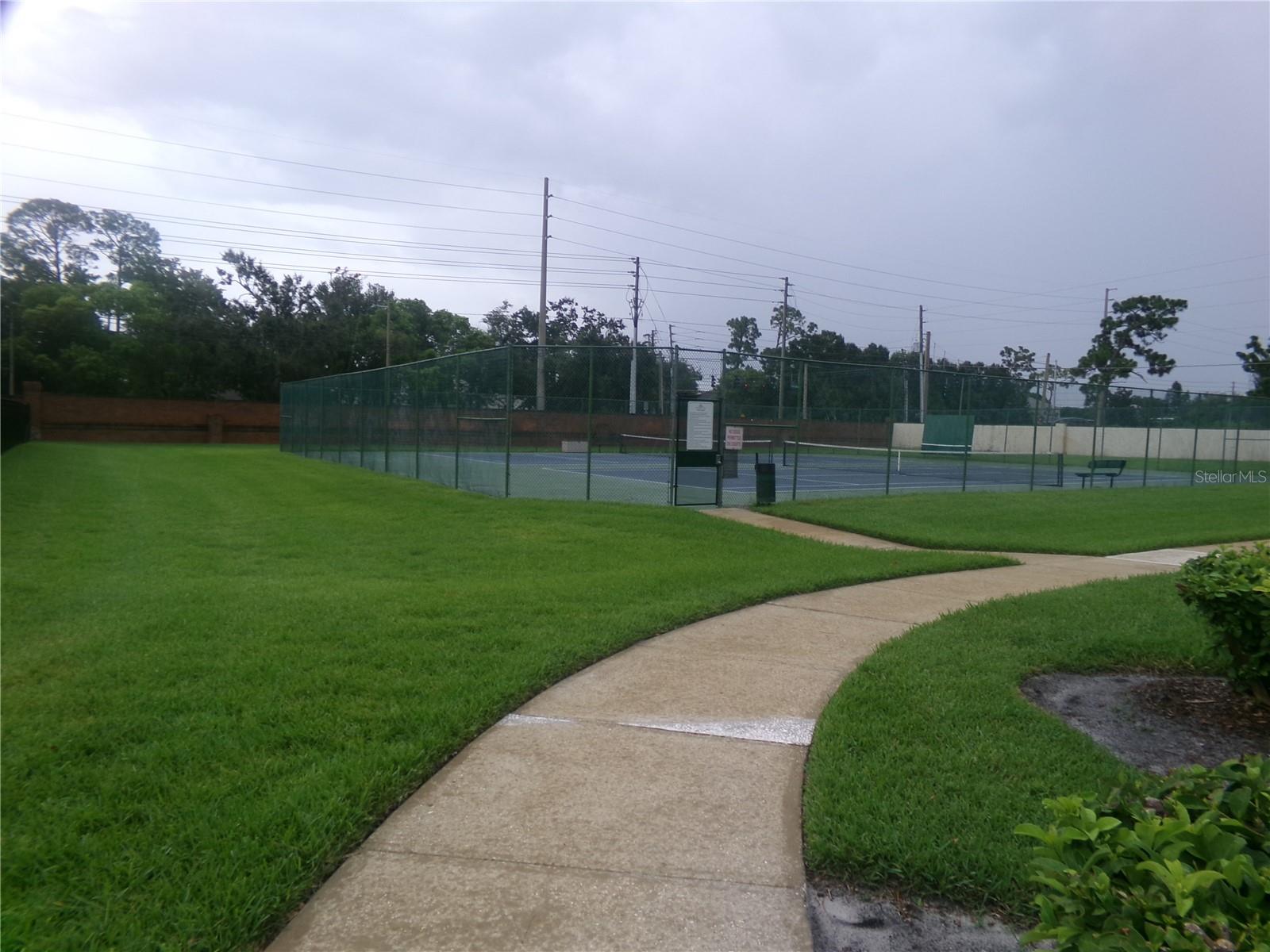 COMMUNITY TENNIS COURT