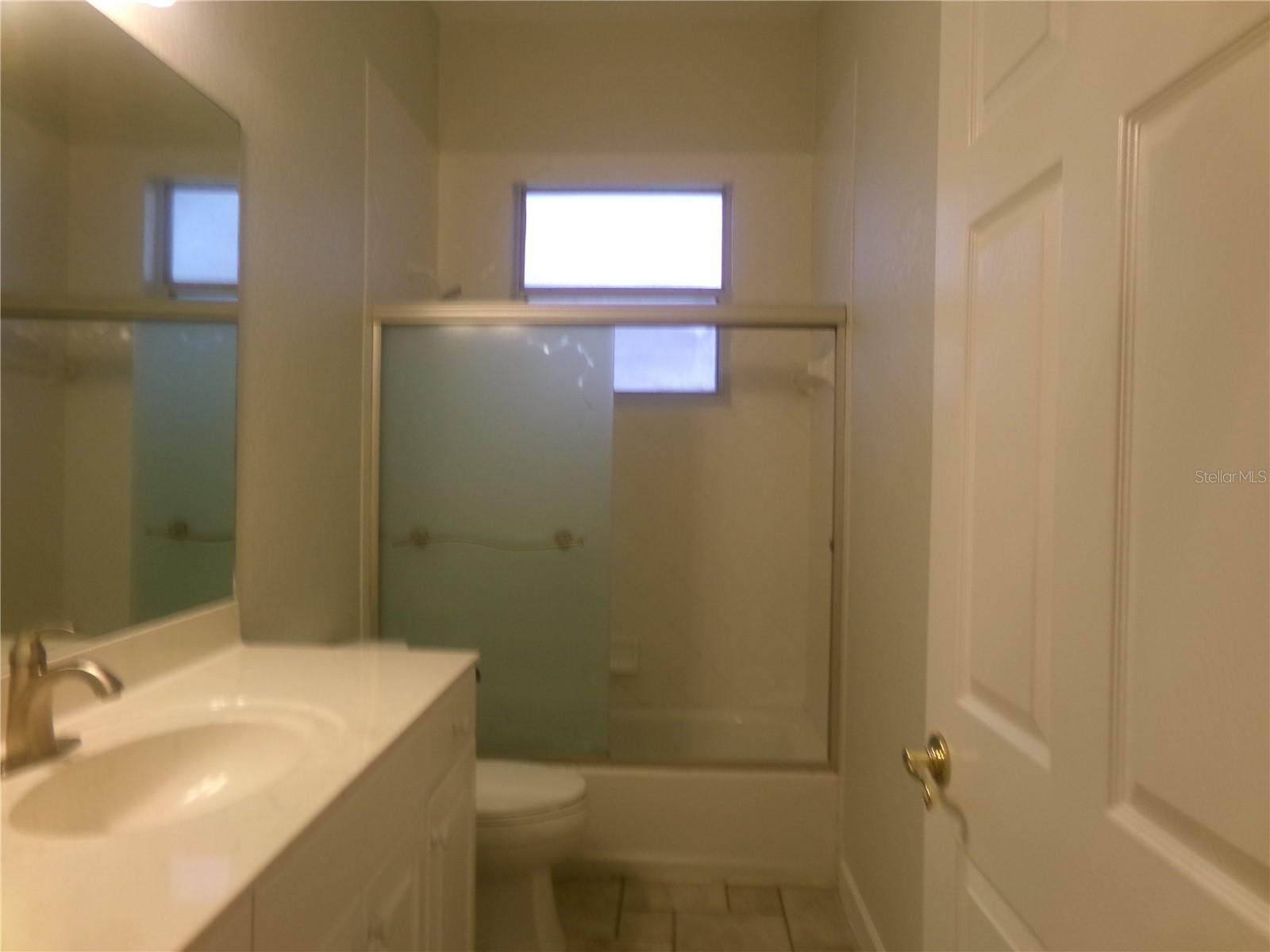 BATHROOM2