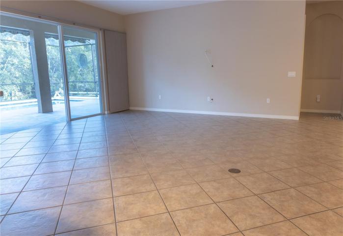 Vacant living room