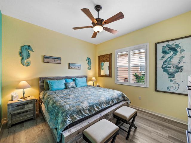 Guest bedroom