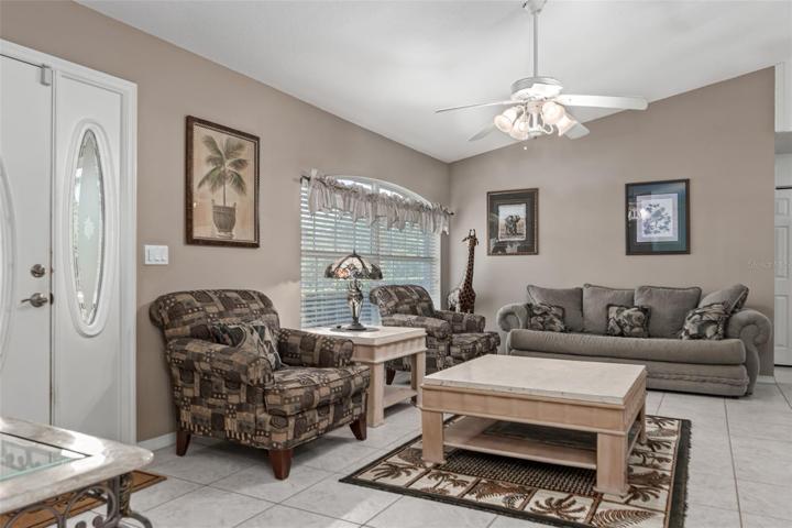 2811 102nd Ave EParrish, FL 34219MLS# A4577451very versatile floorplan