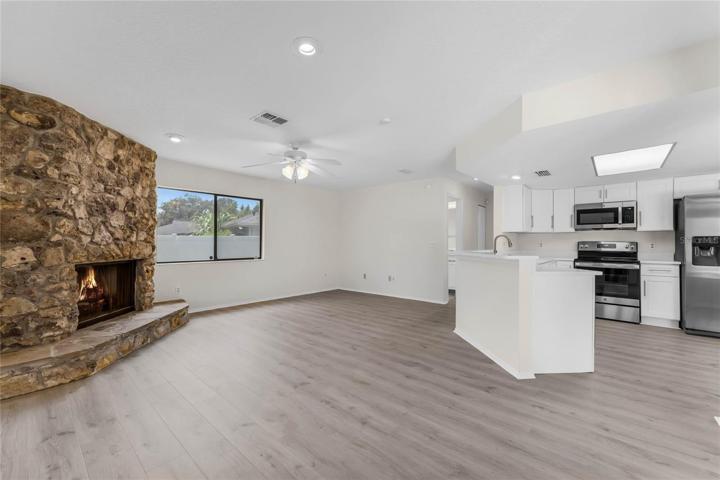 Family room/kitchen open plan