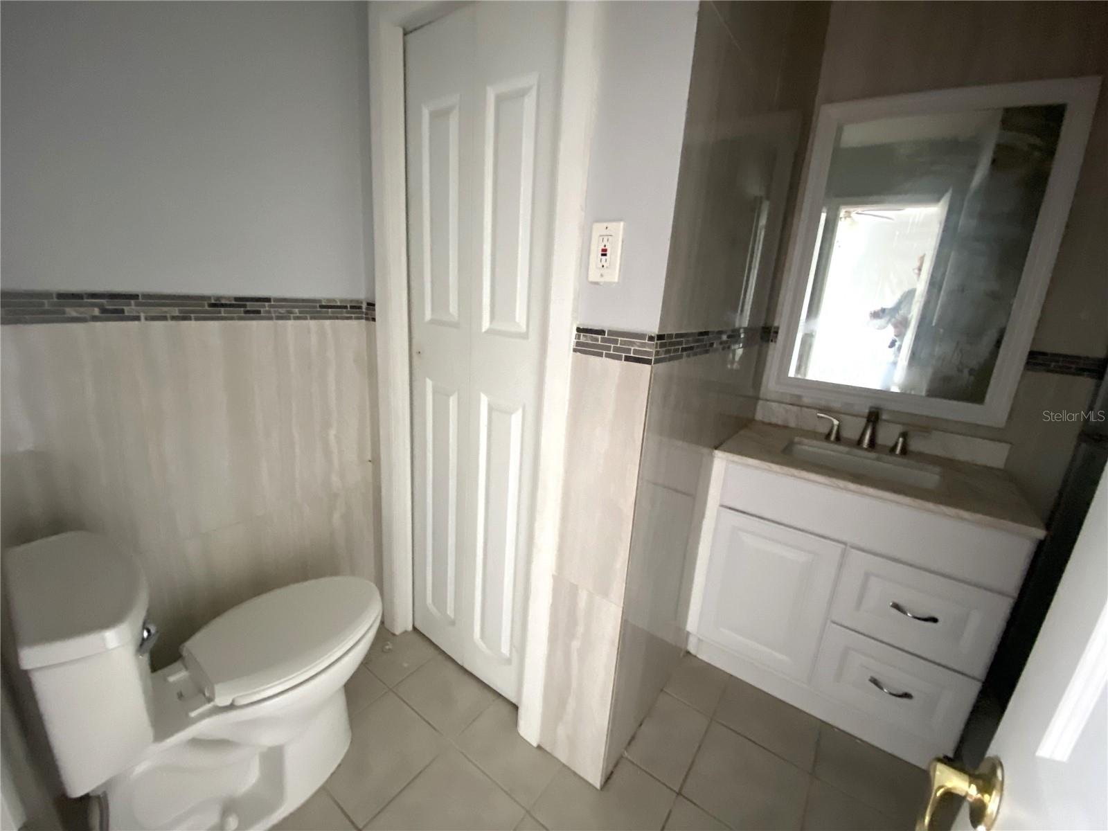 Bedroom 4 bath