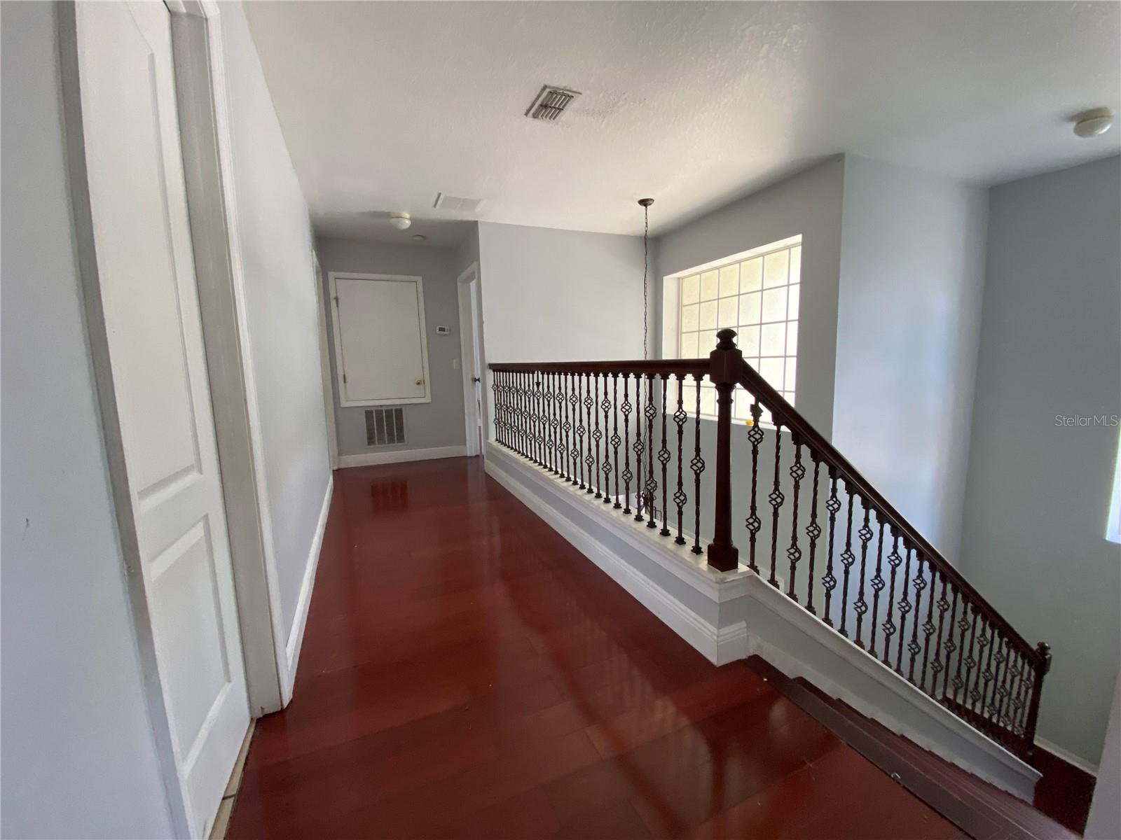 Upstairs hallway; 2 bedrooms at each end