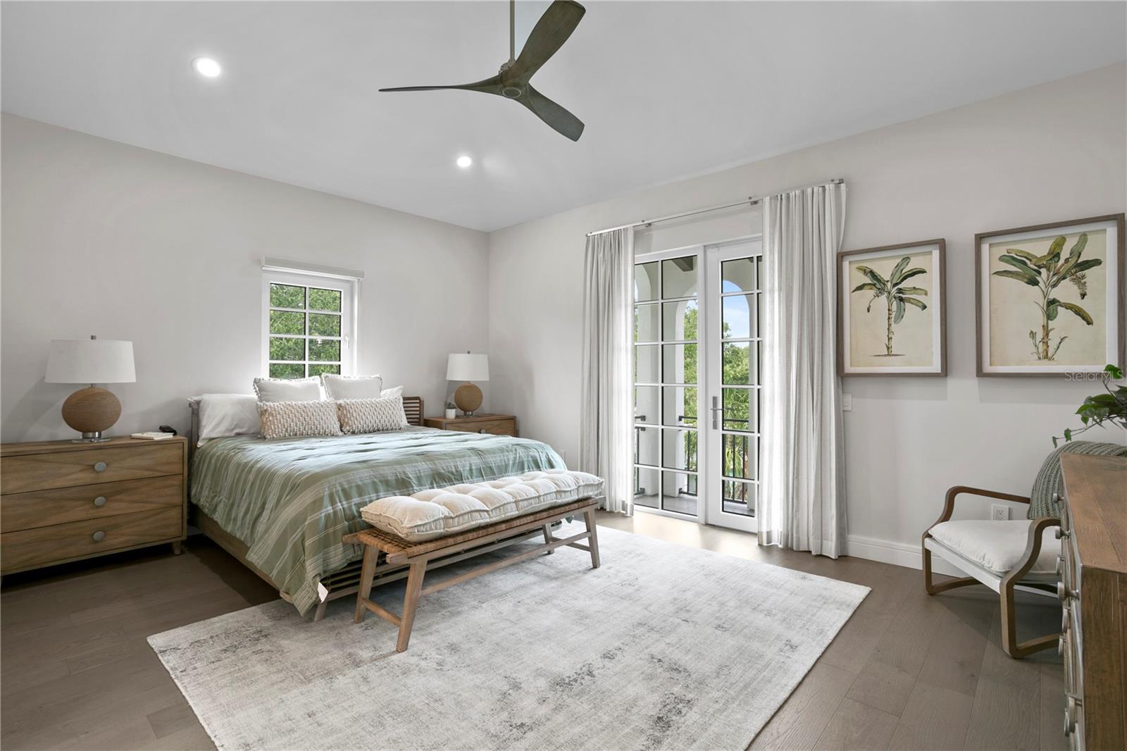 Unit B - Master Bedroom