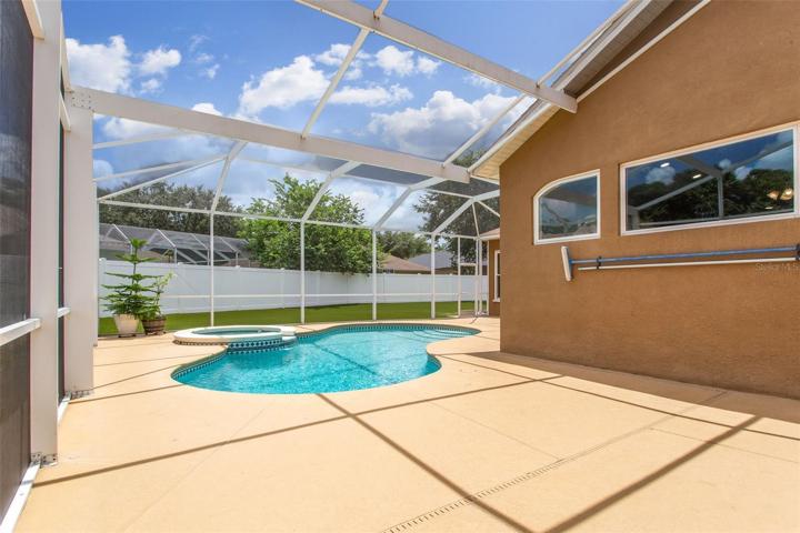 2ND POOL VIEW