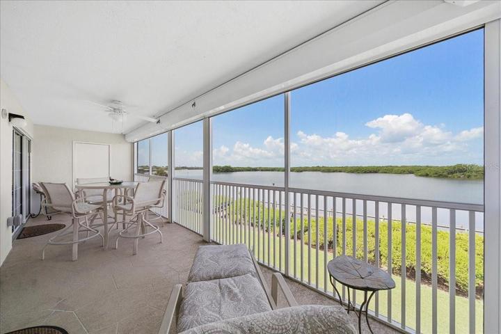 Direct Banana River views from the Balcony