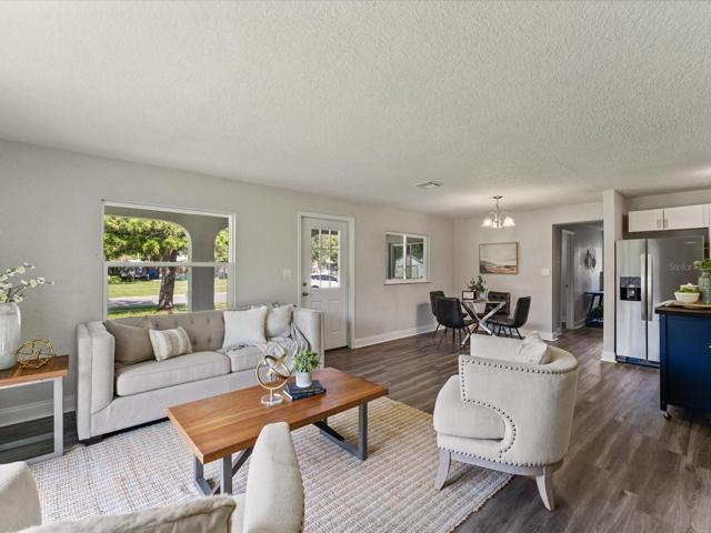 Living/Dining Room