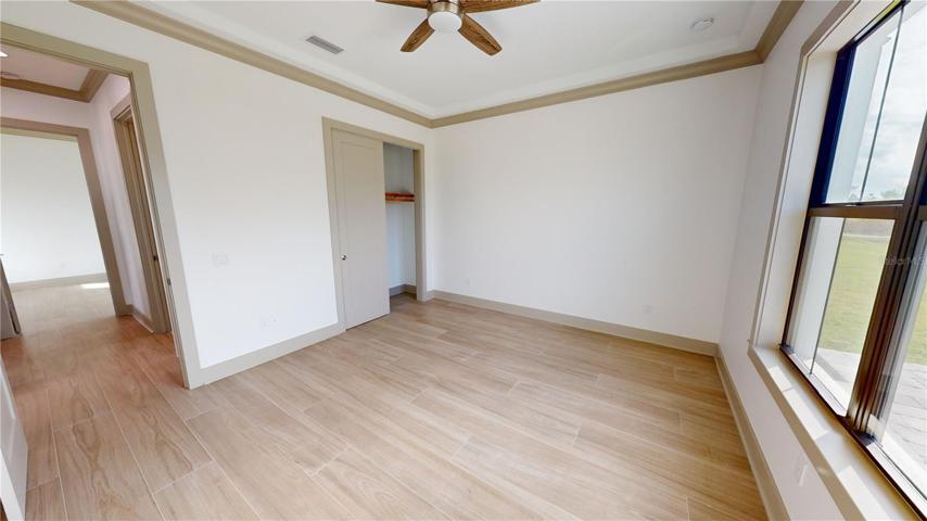Guest bedroom