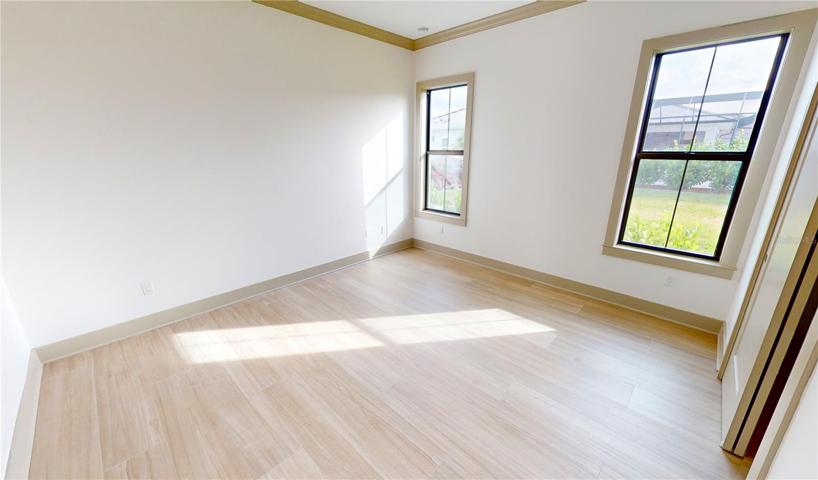 Guest bedroom