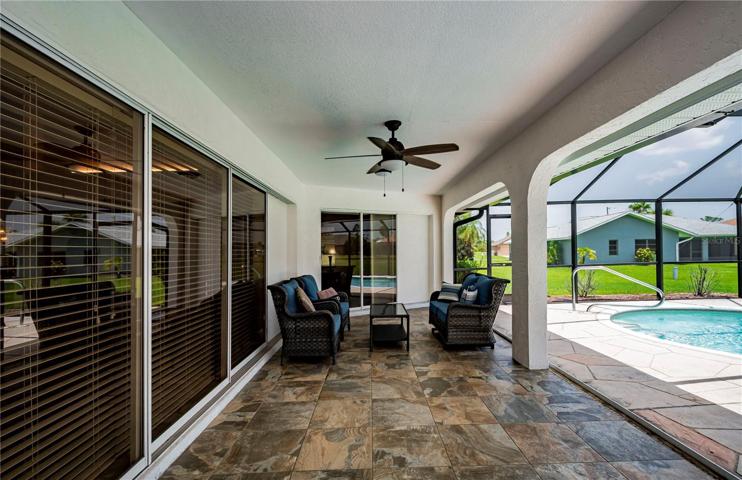 lots of covered lanai with dual fans