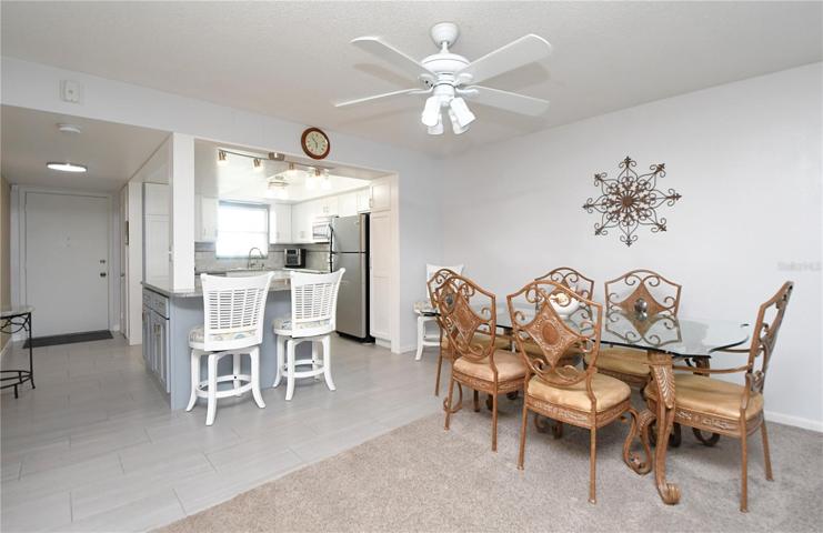 Open floor concept - kitchen/dining room.