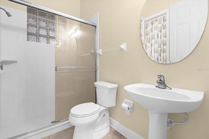 1st Floor full bath