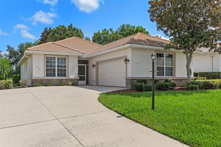 Welcome to 993 W Skyview Crossing Dr, within the gated Premiere Community of Terra Vista at Citrus Hills!