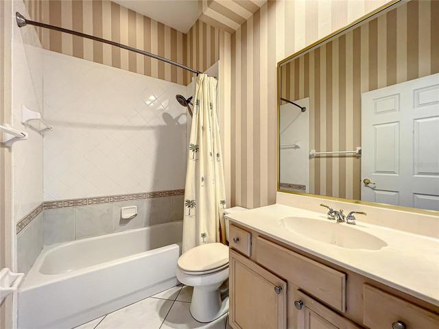 Guest bedrooms bath