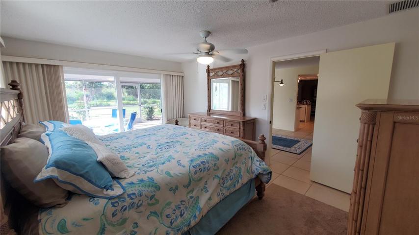 Master bedroom-king bed