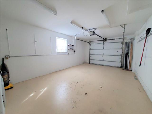 1 car garage