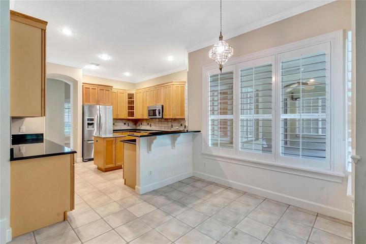 Kitchen/Breakfast Nook