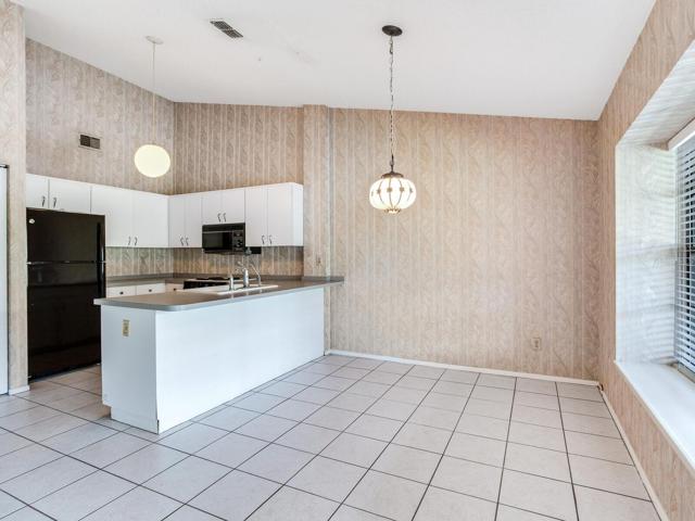 Ktichen/Breakfast nook