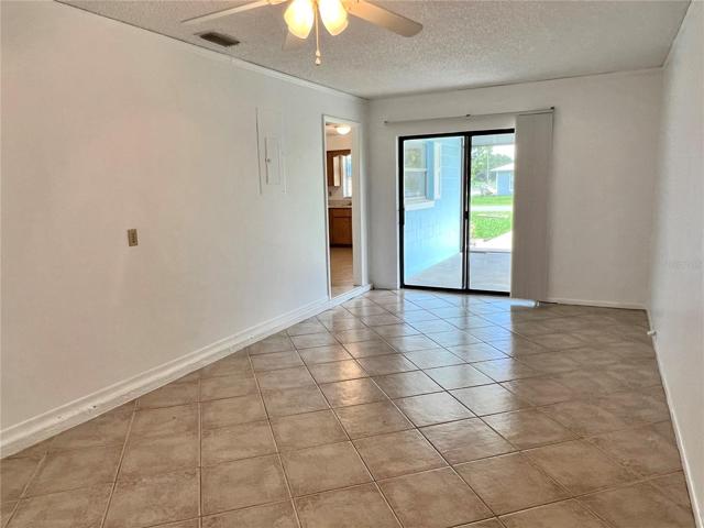 Bonus Room/Office/Playroom/Dining Room