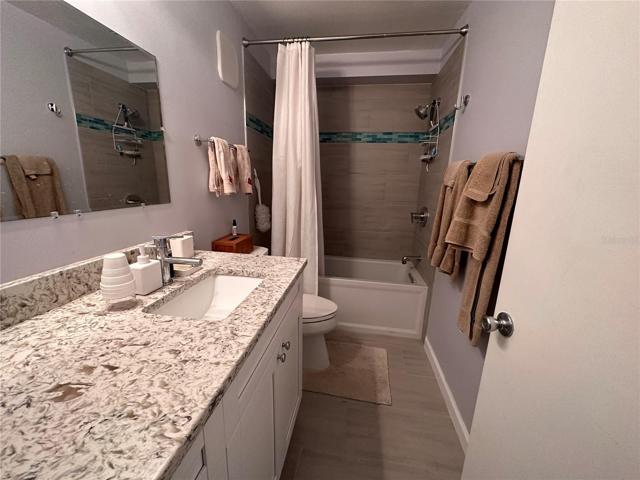 2nd Bathroom