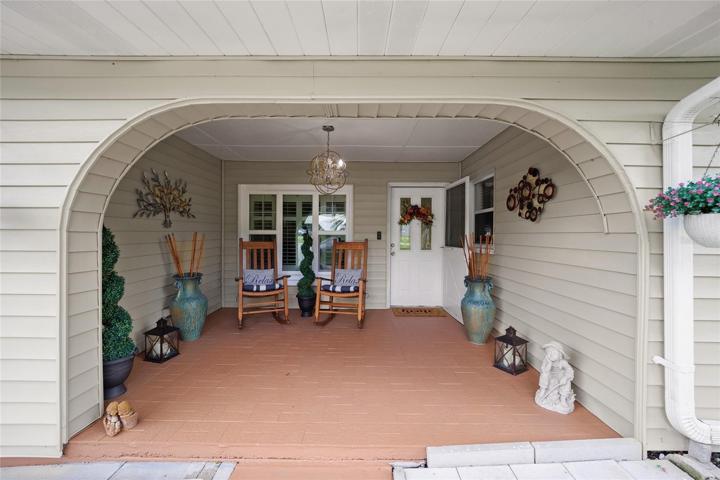 Welcoming covered porch area