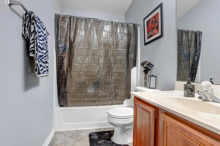 The second full bathroom upstairs.