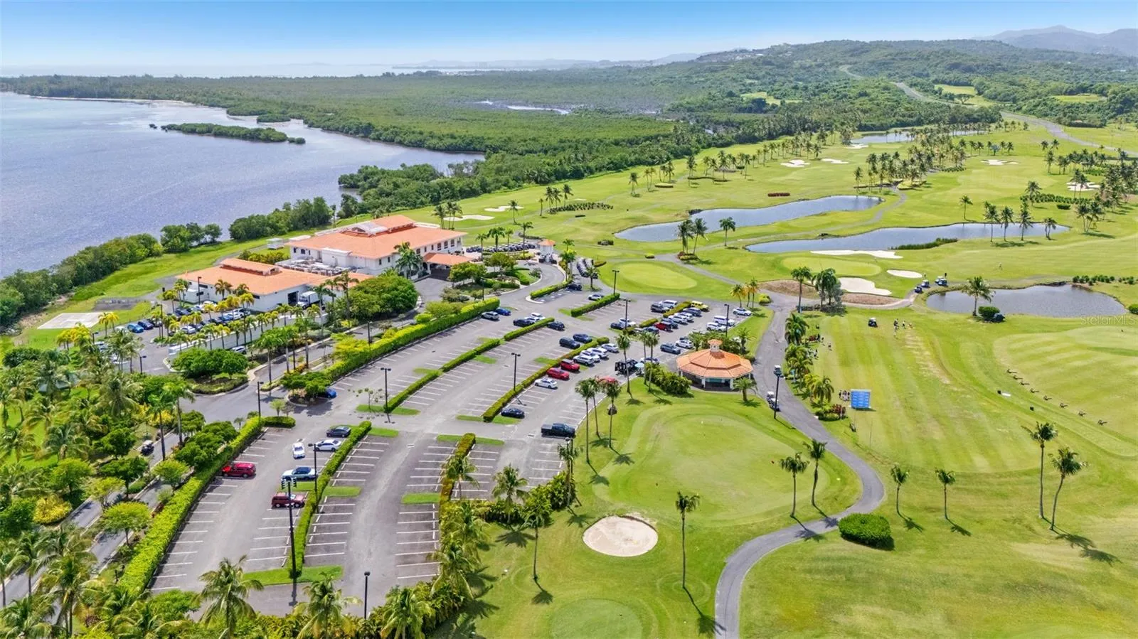 Rio Grande, Puerto Rico 00745, 4 Bedrooms Bedrooms, 0 ,4 BathroomsBathrooms,Residential Lease,For Rent,COCO BEACH BOULEVARD,0,PR9101218