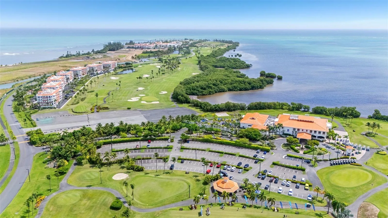 Rio Grande, Puerto Rico 00745, 4 Bedrooms Bedrooms, 0 ,4 BathroomsBathrooms,Residential Lease,For Rent,COCO BEACH BOULEVARD,0,PR9101218