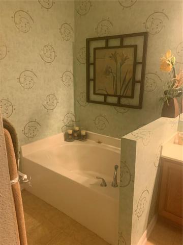 Master bath garden bath