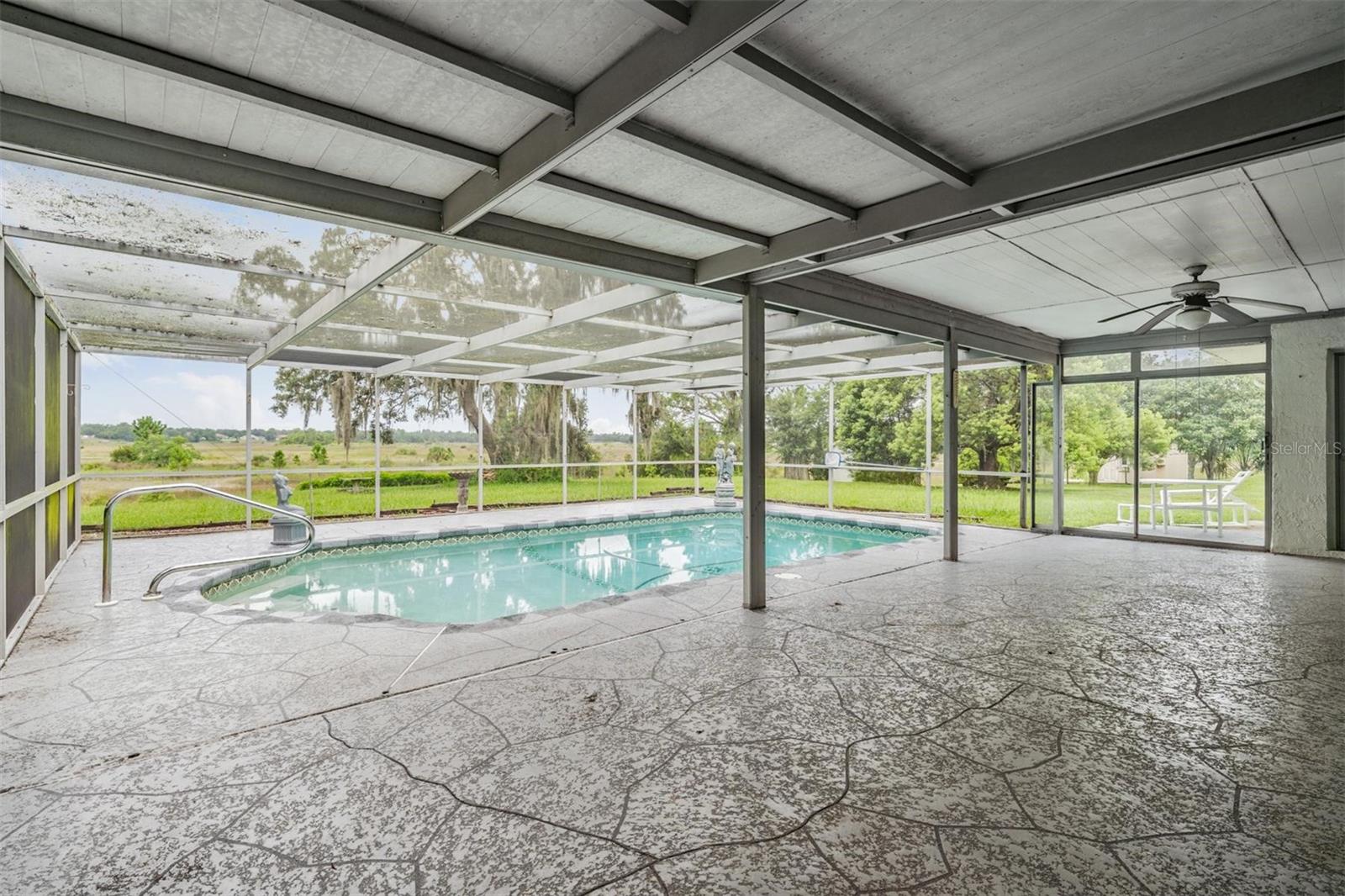 Large Pool Lanai