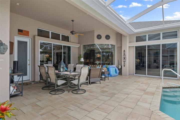 PATIO WITH PAVERS