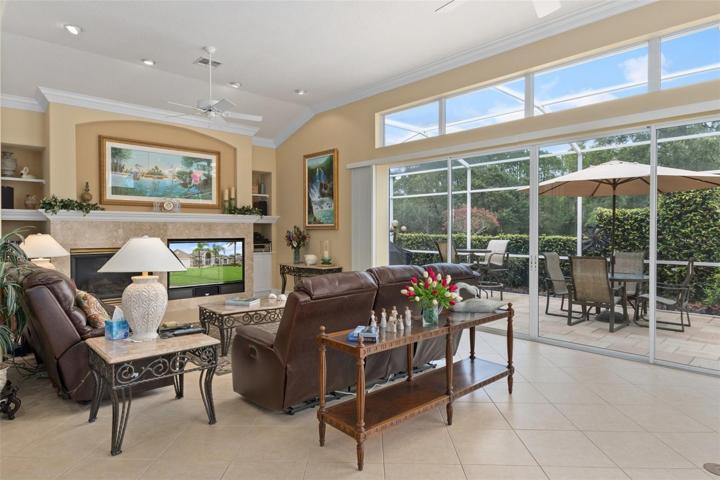 OVERSIZED FAMILY ROOM