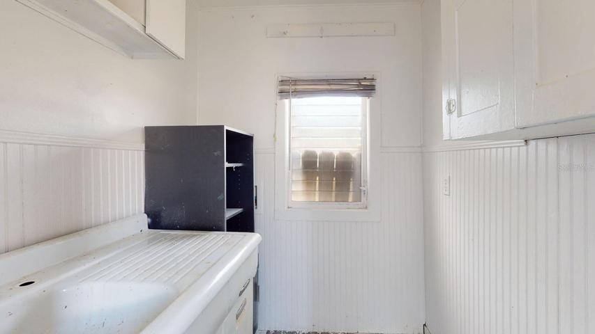 Lower garage apartment