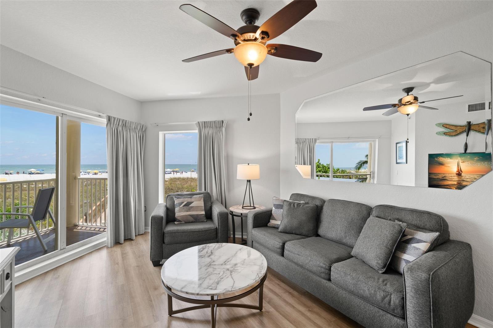 ALL NEWER FURNITURE. PULL-OUT SOFA.FREASHLY PAINTED. ALL NEWER LUX FLOORING