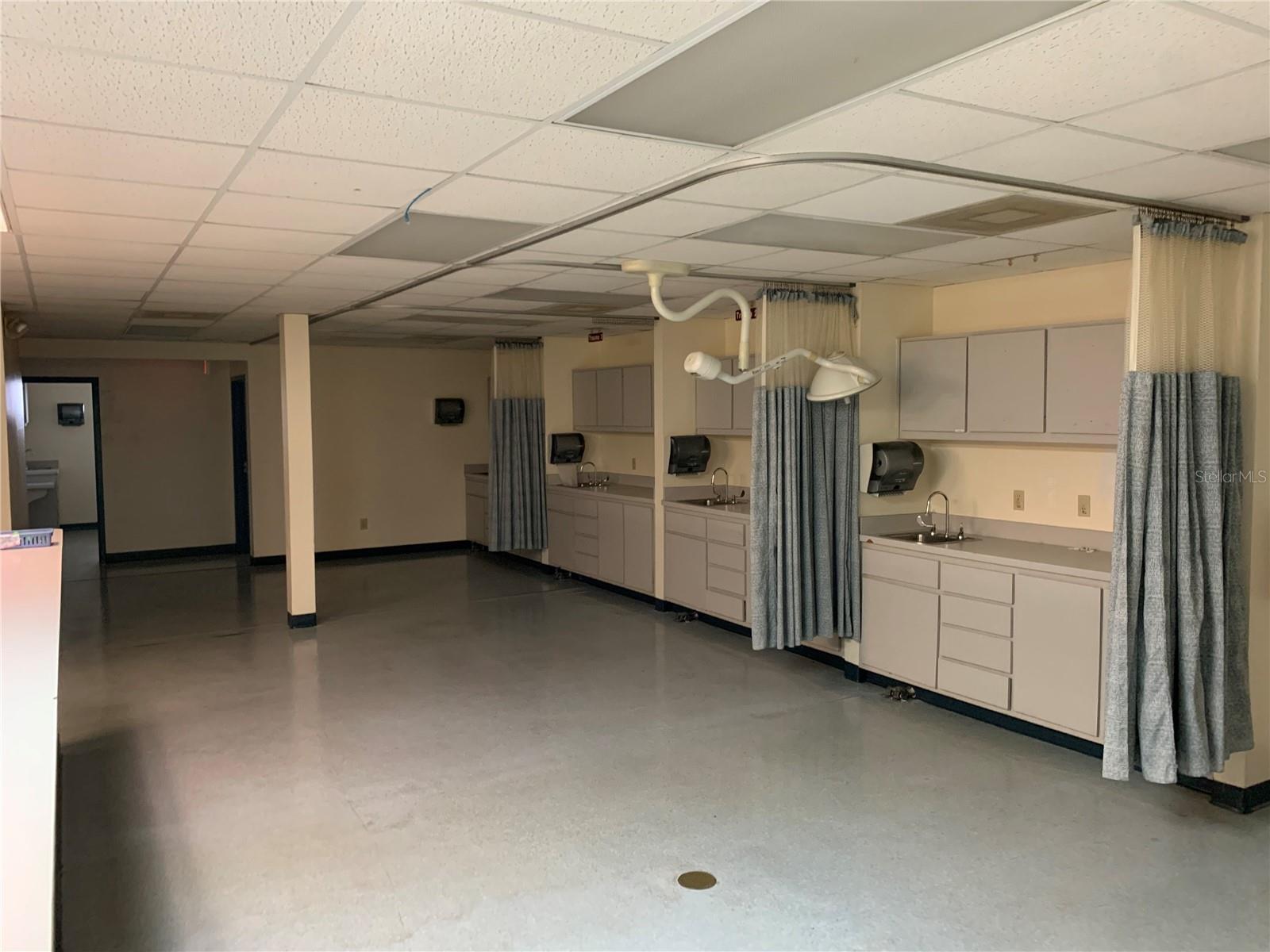 Ocala, Florida 34471, 0 , 0 ,0,Commercial Lease,For Rent,10TH,0,OM661752