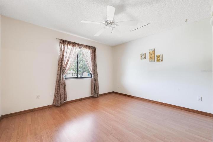 14.3x12.4 upstairs bedroom3