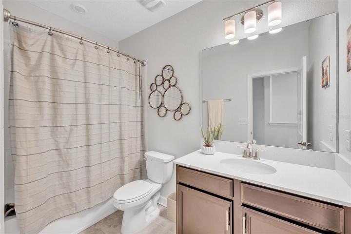 Upstairs Bath servicing bedrooms 2 & 3