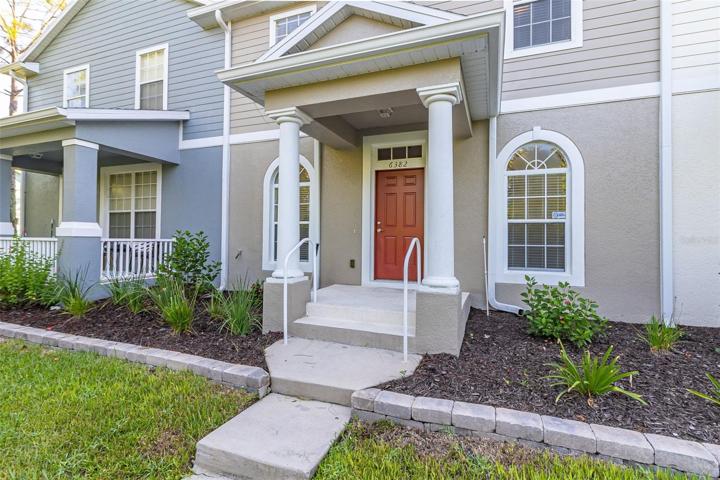 Welcome Home to this beautiful townhome in Windermere!
