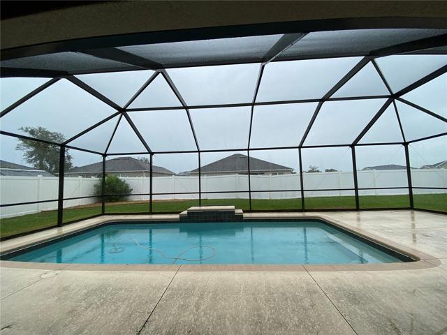 COVERED PORCH