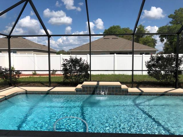 SCREENED POOL
