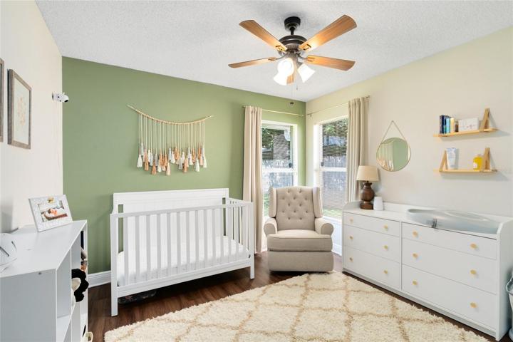 2rd bedroom, what a great size!