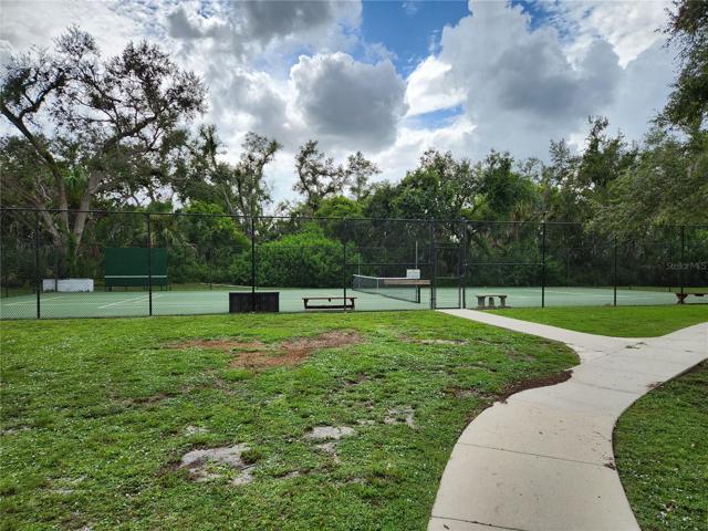 TENNIS