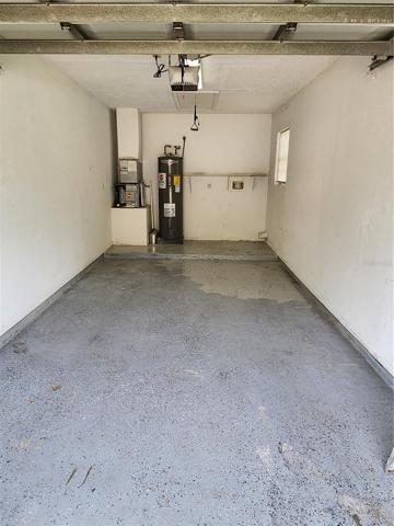 OVERSIZED GARAGE